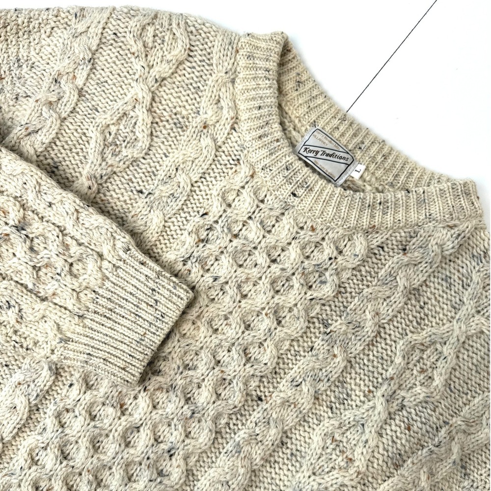 Kerry Traditions Irish Wool Sweater Large Oatmeal Aran Cable Knit Donegal Fleck